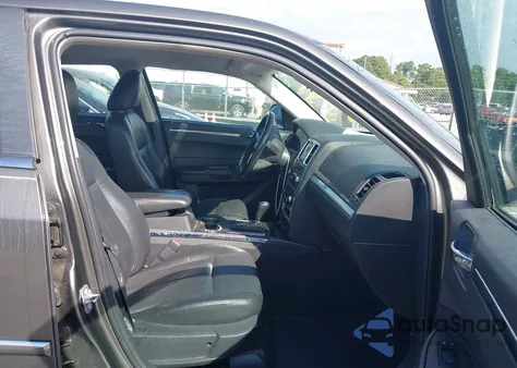 2010 Chrysler 300 Touring/Signature Series/Executive Series из США, поврежденный, VIN 2C3CA5CV6AH104783